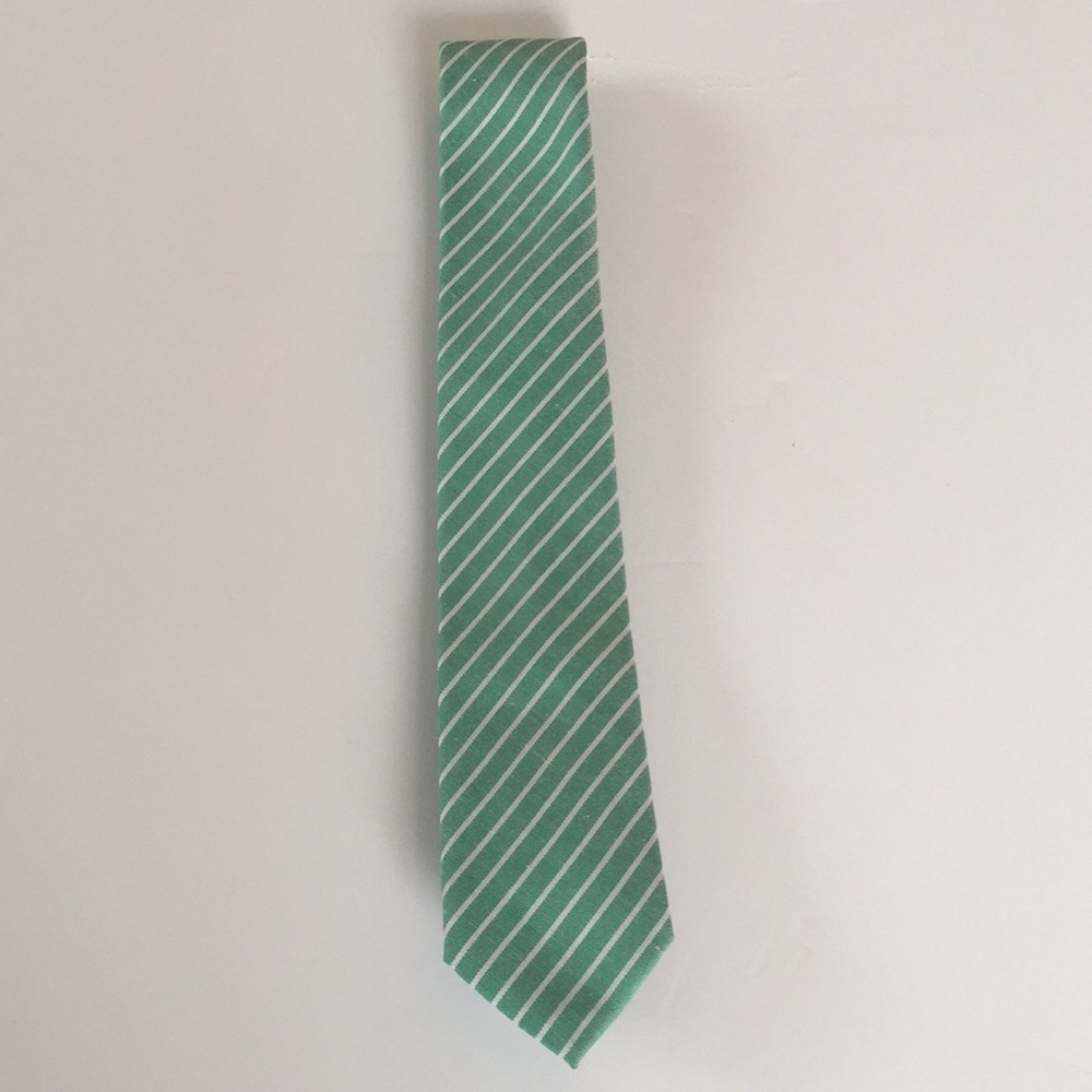 Men’s tie.